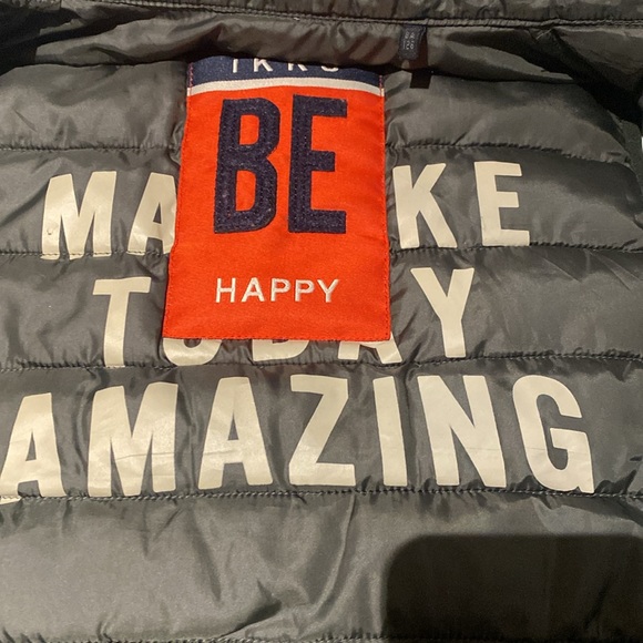 Ikks boy’s vest very soft and light - Picture 4 of 7